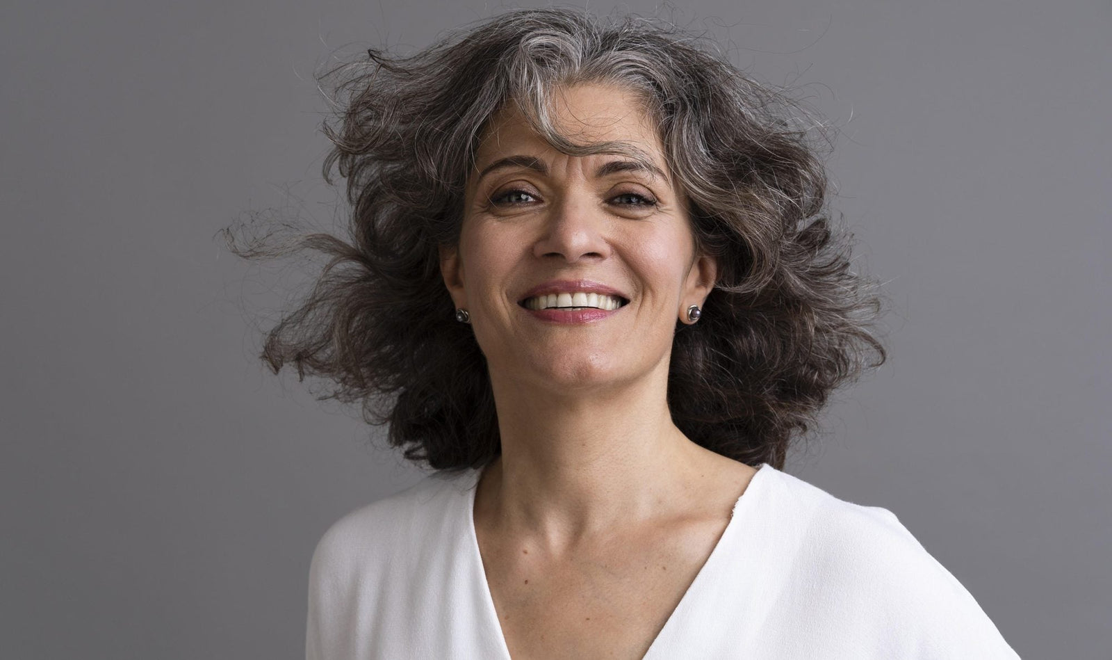 Hair-aging – co warto wiedzieć o starzeniu się włosów i skóry głowy?